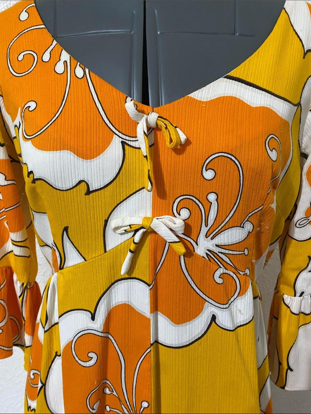 Vintage Yellow & Orange Floral Maxi Dress - Women - Picture 2 of 3